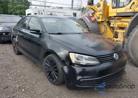 2014 Volkswagen Jetta 1.8T Se из США, поврежденный, VIN 3VWD17AJ1EM314269